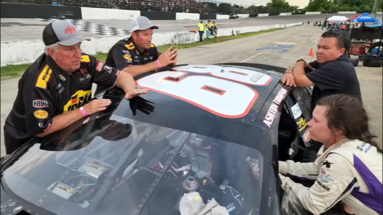 SALEM SPEEDWAY FEMALE RACER 6-12-2022 (1).jpeg